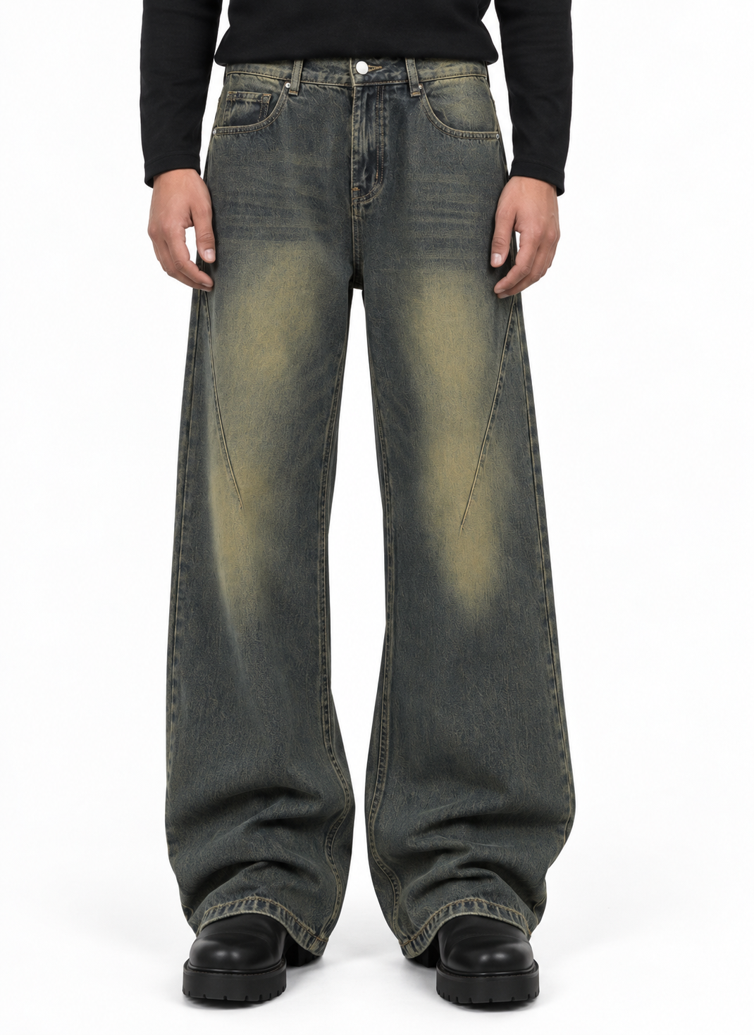 Selvane Bootcut on model
